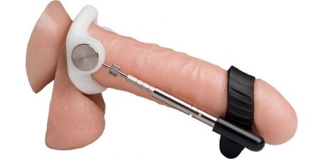 Usar un extensor es un método efectivo para agrandar el pene. 